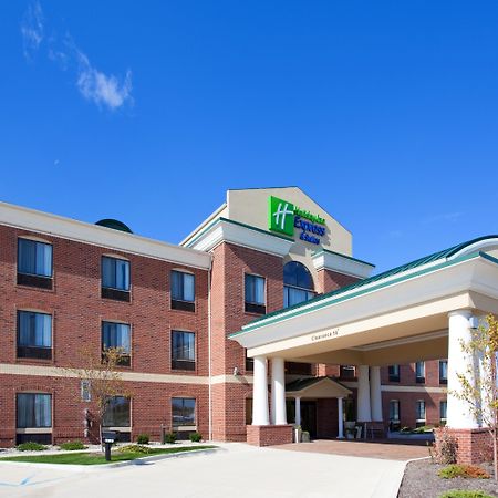 Holiday Inn Express Hotel & Suites Chesterfield - Selfridge Area By Ihg Kültér fotó